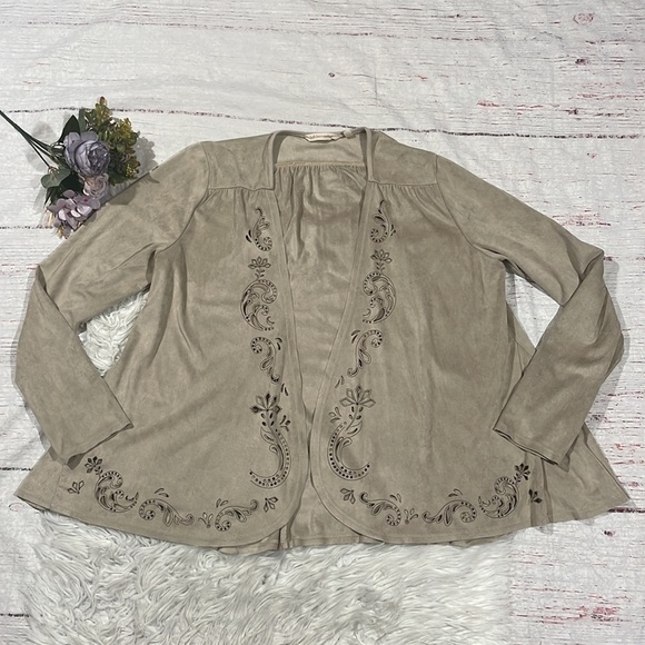 Soft Surroundings Suede Tan Laser Cut Paisley Florentine Ultra Soft Topper - Picture 2 of 13